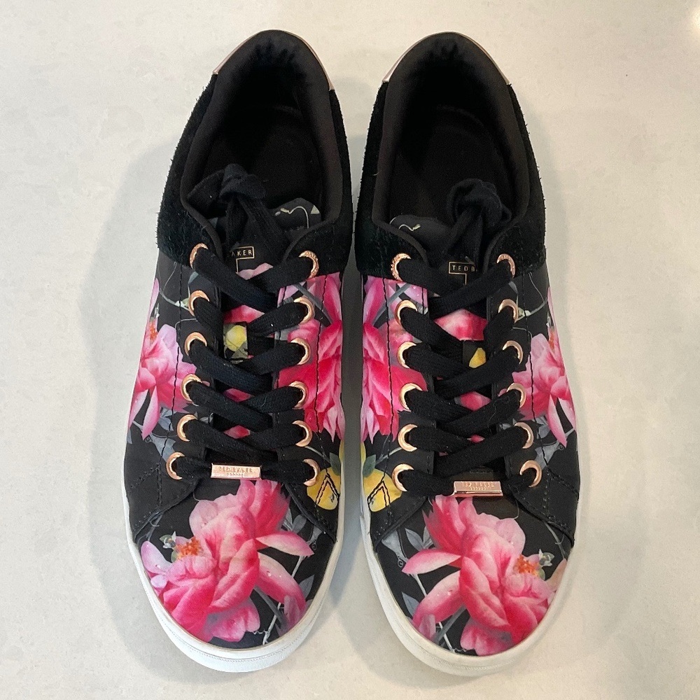 TED BAKER LONDON  Jockei Floral Sneakers Leather Detail Size 9